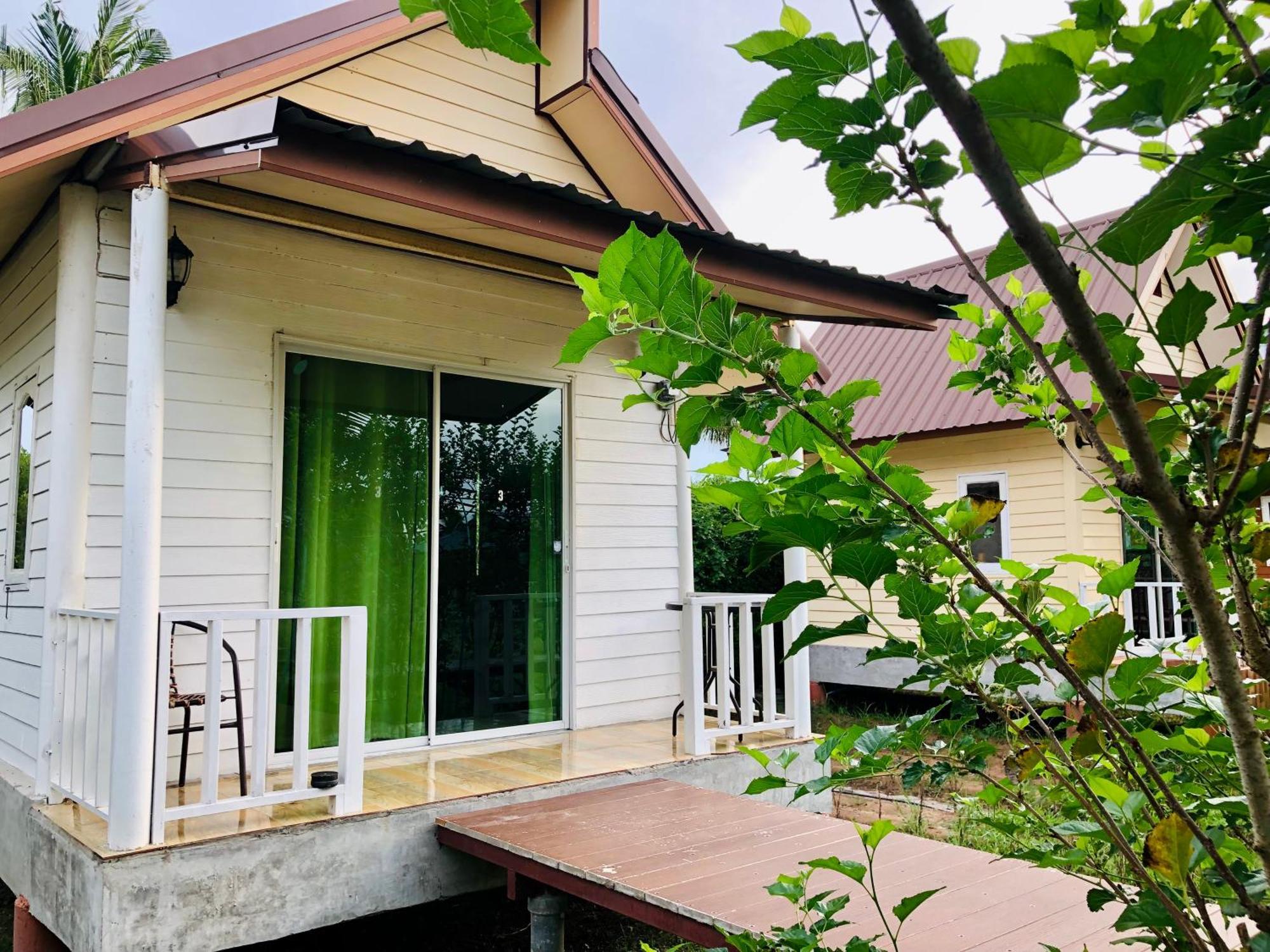 Baan Thung Home Stay Prasat Buitenkant foto
