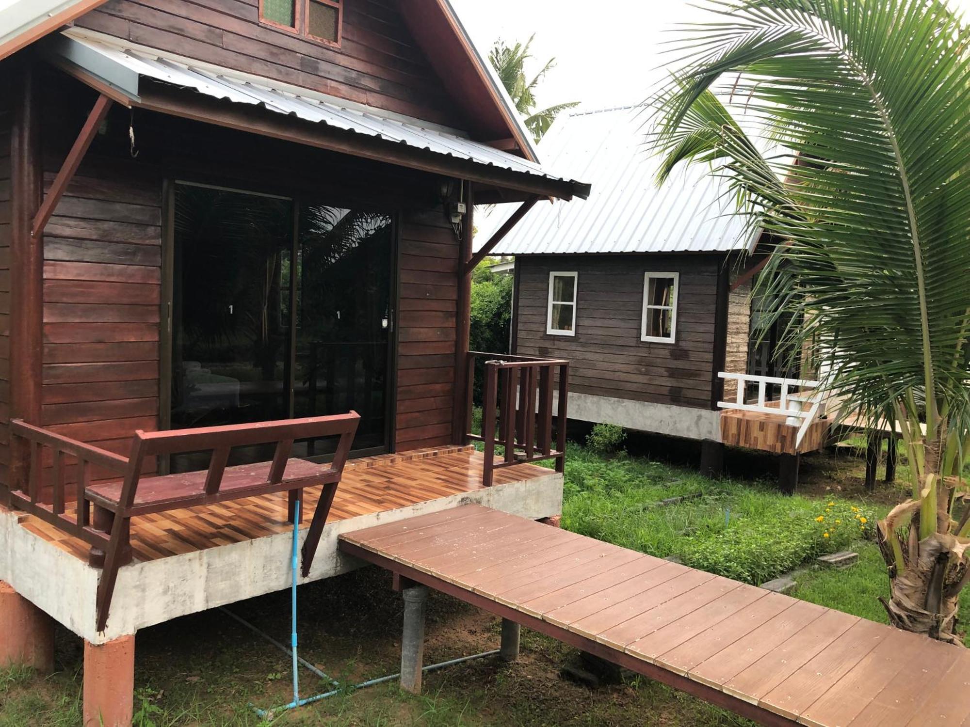 Baan Thung Home Stay Prasat Buitenkant foto