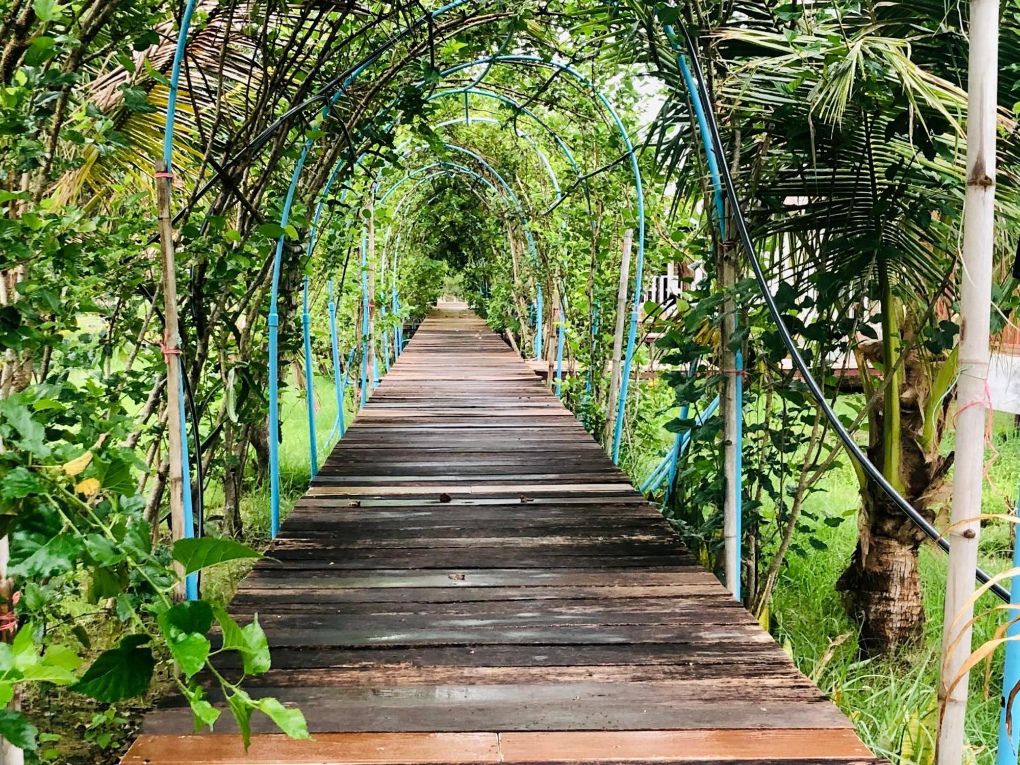 Baan Thung Home Stay Prasat Buitenkant foto