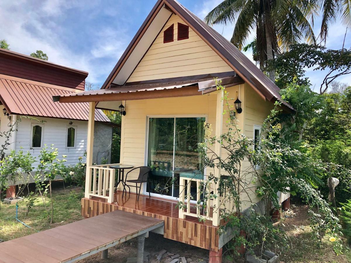 Baan Thung Home Stay Prasat Buitenkant foto